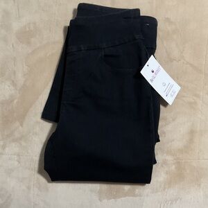 NWT Gloria Vanderbilt Black Women's Skinny Jeans
